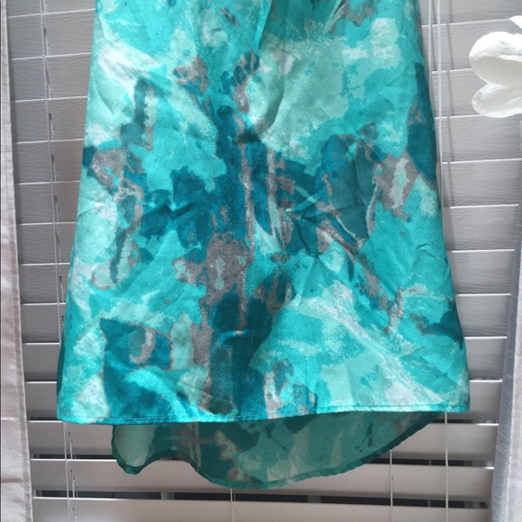 Turquoise Top - Picture 4 of 5